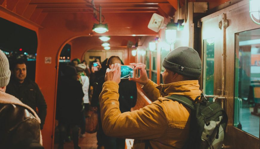 چگونه لوکس و ارزان سفر کنیم